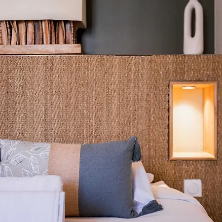 Kamea - Palais & Plage, Clim, Vieux Suquet, Port Apartment *