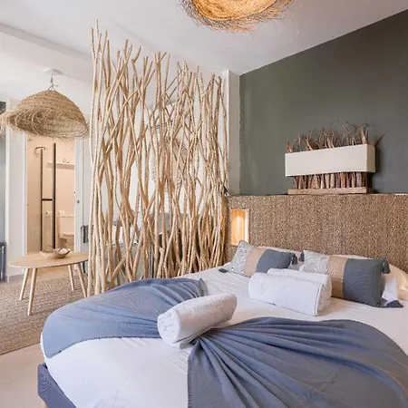 Apartment Kamea - Palais & Plage, Clim, Vieux Suquet, Port